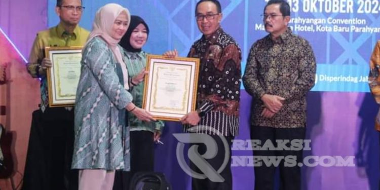 Pemkab Sukabumi Raih Penghargaan Peringkat ll Pertumbuhan Ekspor Tertinggi di Jabar