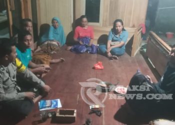 Bhabinkamtibmas Polsek Lembursitu, Sambangi Warga Masyarakat Malam Hari