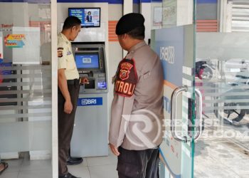 Pantau dan Cek Mesin ATM oleh Anggota Patroli Polsek Lembursitu Polres Sukabumi Kota