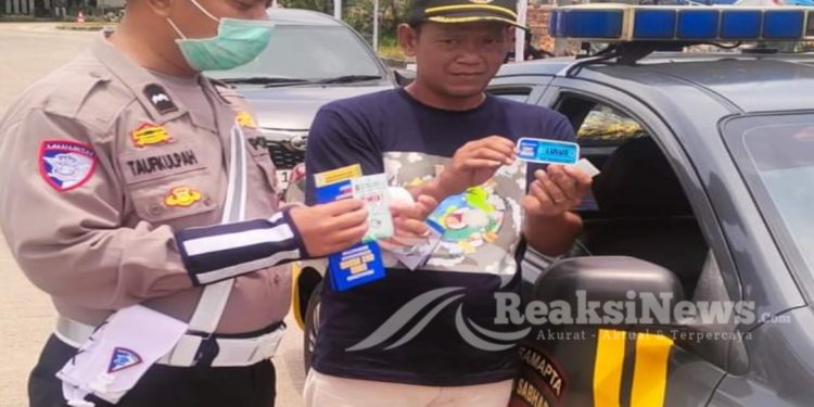 Uji Emisi Kendaraan Bermotor Tahun 2024, Randis Polsek Baros Lulus Uji Emisi