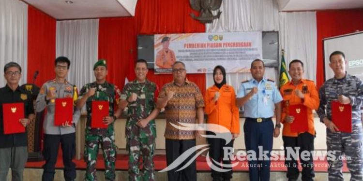 Basarnas Berikan Penghargaan Terhadap Unsur Sar Gabungan Kabupaten Sukabumi