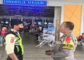 Sambang Kamtibmas, Bhabinkamtibmas Sudajayahilir Serukan Pemilu Damai 2024 bersama Security Indogrosir