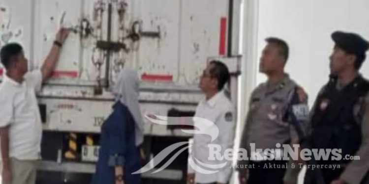 Pastikan Aman, Polres Sukabumi Kota Kawal Kedatangan Surat Suara Pilkada 2024 di KPU