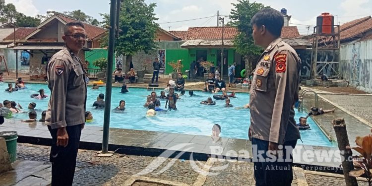 Patroli Obyek Wisata Kolam Renang Cikundul, Untuk Berikan Jaminan Keamanan Dan Kenyamanan Kepada Pengunjung Saat Berlibur