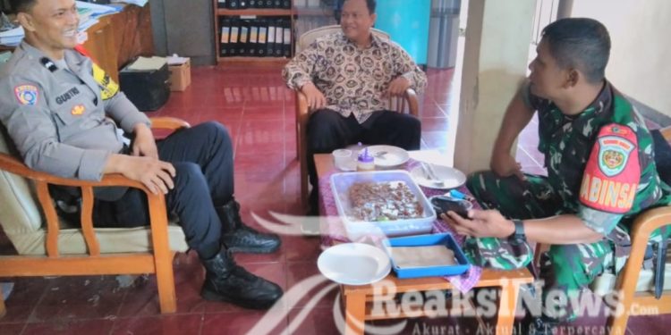 Jalin Silaturahmi, Sinergitas TNI- Polri Sambang Kantor Kelurahan Cikundul