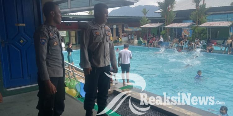 Patroli Tempat Wisata Kolam Renang Sport Garden Anggota Samapta Polsek Lembursitu