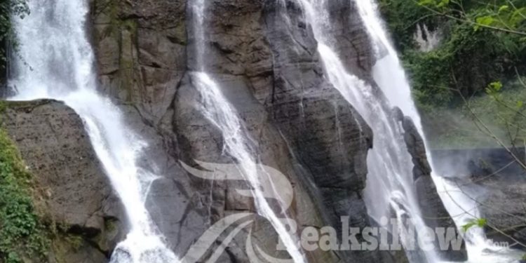 Destinasi Liburan di Cidolog Sukabumi, Curug Caweni, Wisata Eksotis Berbalut Mistis