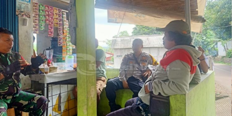 Sinergitas TNI-POLRI, Bhabinkamtibmas Polsek Lembursitu, Selalu Hadir di Tengah Kegiatan Masyarakat