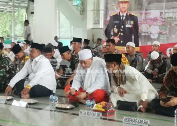 Danpuslatpurmar 6 Antralina Ikuti Doa Bersama Pilkada Damai Tahun 2024 di Masjid Agung Pelabuhan Ratu