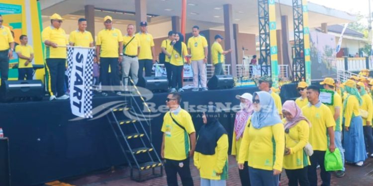 Peringati Hari Kesehatan Nasional ke-60 Tahun 2024, Danpuslatpurmar 6 Antralina Ikuti Jalan Santai