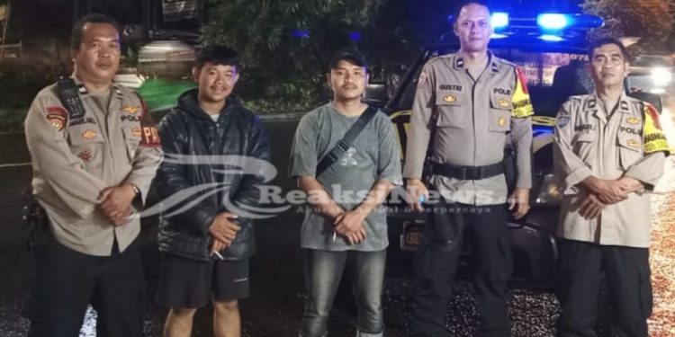 Jaga Keamanan Menjelang Pilkada Serentak 2024, Polsek Lembursitu Laksanakan Patroli Wilayah