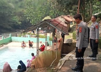 Patroli Tempat Wisata Kolam Renang Sport Garden Anggota Samapta Polsek Lembursitu