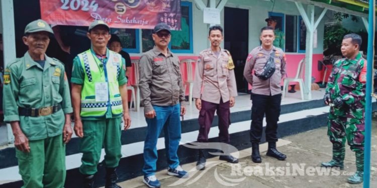 Sertu Enceng Setiawan Lalukan Monitoring Pada Sejumlah TPS Di Sukaharja