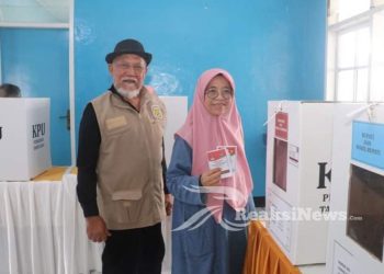 Salurkan Hak Pilihnya di TPS 2 Cimahpar Endah 2, Bupati Ajak Masyarakat Jaga Kondusivitas