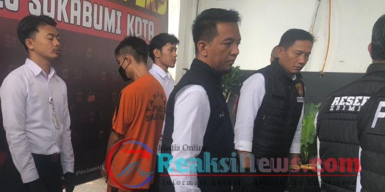 Mantan Sekdes Cikahuripan,Diborgol Polres Kota Sukabumi, Diduga Terlibat Korupsi ADD/DD Rp. 349.523.429