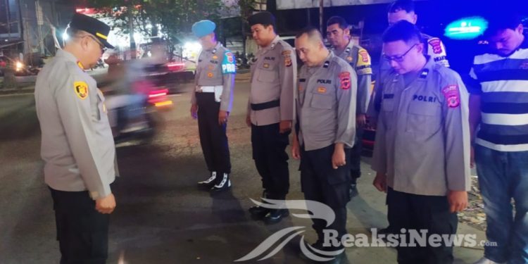 Kapolsek Lembursitu Pimpin Apel KRYD Antisipasi Malam Minggu