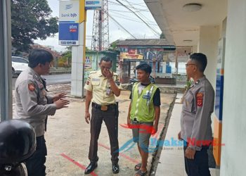 Bhabinkamtibmas Sambangi Obyek Vital Perbankan Himbau Security Cegah Terjadinya Gangguan Kamtibmas