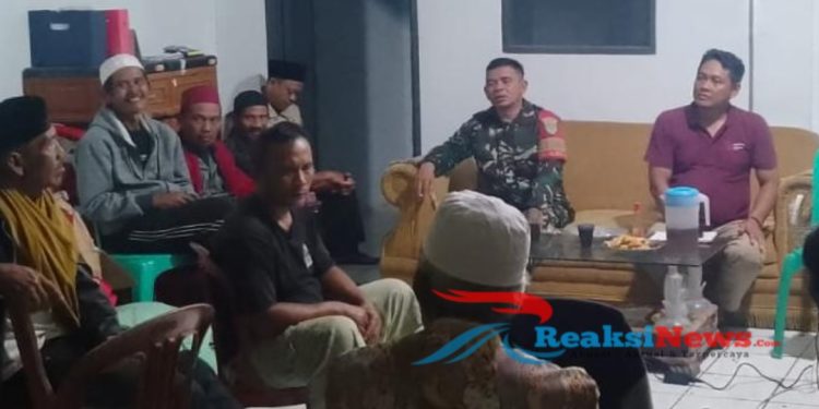 Sertu Agus Ramdani Laksanakan Siaga Bencana Di Desa Bantarkalong