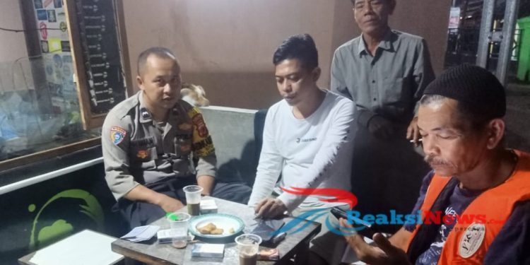Sambang Sebagai Upaya Bhabinkamtibmas Jaga Kamtibmas di Wilayah Lembursitu