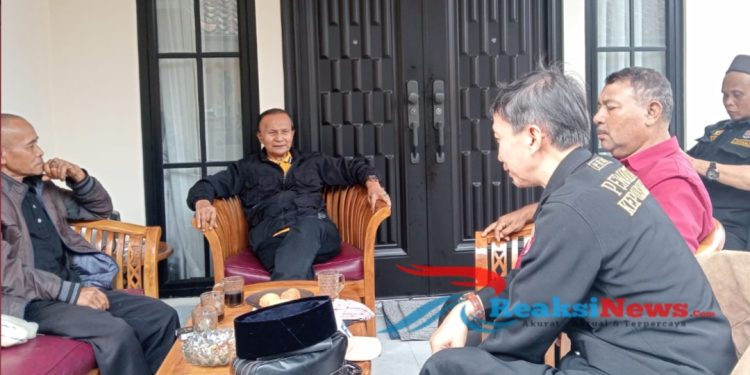 Pimpinan Redaksi Media Pewarta FKPK-RI Berikan Arahan Kepada Seluruh Anggota