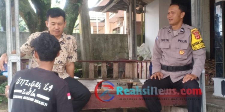 Dekati Warga, Babinkamtibmas Sambangi dan Berikan Imbauan Kamtibmas