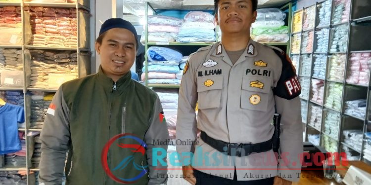 Giat Patroli Siang hari, Polsek Lembursitu Ciptakan Rasa Aman