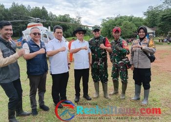 Dandim 0622/Kab. Sukabumi Dampingi Menteri Desa dan Pembangunan Daerah, Tinjau Lokasi Pergerakan Tanah