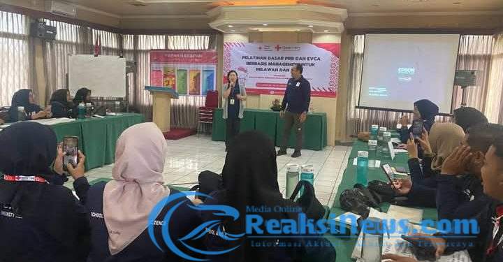 Relawan dan Staf PMI Mengikuti Diklat Pengurangan dan Kajian Risiko Bencana