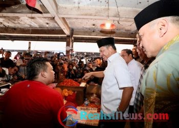 Tinjau Pasar Induk Tanah Tinggi, Mendagri: Inflasi Terkendali, Daya Beli Masyarakat Masih Terjaga