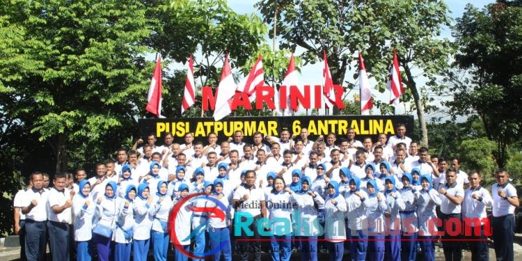 Entry Briefing Dan Olahraga Bersama Danpuslatpurmar 6 Antralina