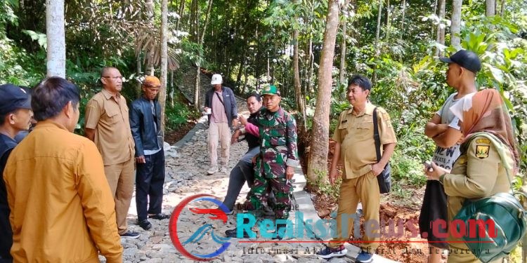 Danpos Bantargadung Dampingi Dinas Pertanian Tentang Program DAK di Limusnunggal