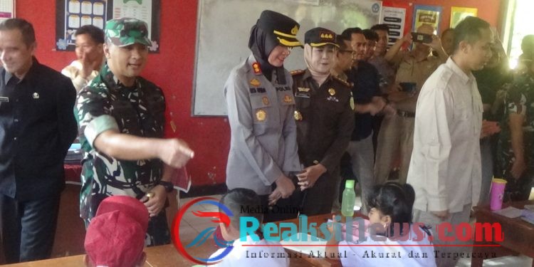 Dandim 0607/ Kota Sukabumi Bersama Forkopimda Pantau Penyaluran Makan Gizi Gratis