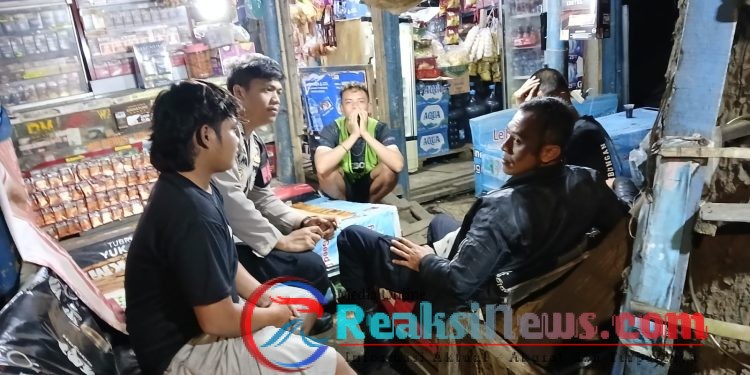 Giat Patroli Malam Polsek Lembursitu Ciptakan Rasa Aman