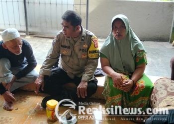 Kegiatan Sambang dan Silaturahmi Bhabinkamtibmas Polsek Lembursitu