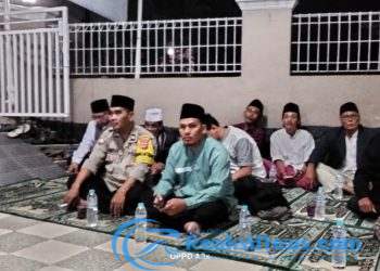 Bhabinkamtibmas Polsek Lembursitu Hadiri Isra Miraj Nabi Muhamad SAW