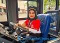 Gadis Cantik (22) Tahun, Memilih Jadi Sopir Bus Trans Banyusmas, Membuat Penumpang Terbius akan Kecantikannya