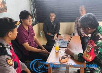 Jaga Kondusifitas Lingkungan. TNI-Polri, Sapa warga antisipasi Gukamtibmas siang hari