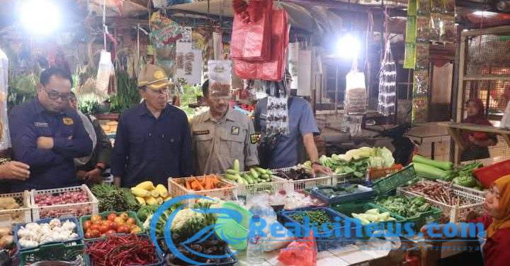 Sidak Pasar Cisaat, Intervensi Kenaikan IPH Komoditas Pangan Utama