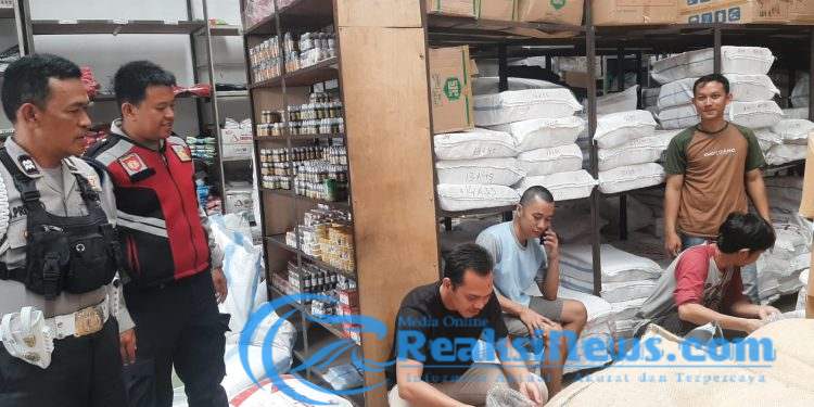 Polsek Lembursitu Laksanakan Patroli Siang Hari untuk Cegah Tindak Kriminal