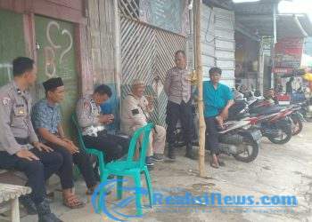 Giat Sambang Bhabinkamtibmas dan Kanit Provost Polsek Lembursitu