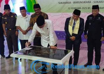 Profesor Dr. Asep Nana Mulyana Resmikan Gedung Kelas 3 Lantai Ponpes Assalam Putri Sukaharja