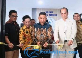Resmikan Klinik Pratama Shifa Medika, Wabup Andreas, Wujudkan Layanan Prima di Bidang Kesehatan