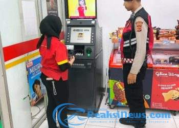 Sambang Minimarket. Polsek Baros Himbau dan Pastikan Sistem Keamanan terpasang Aktif