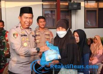 Polres Sukabumi Salurkan 1.200 Paket Sembako Kepada Warga Terdampak Bencana di Wilayah Pelabuhanratu