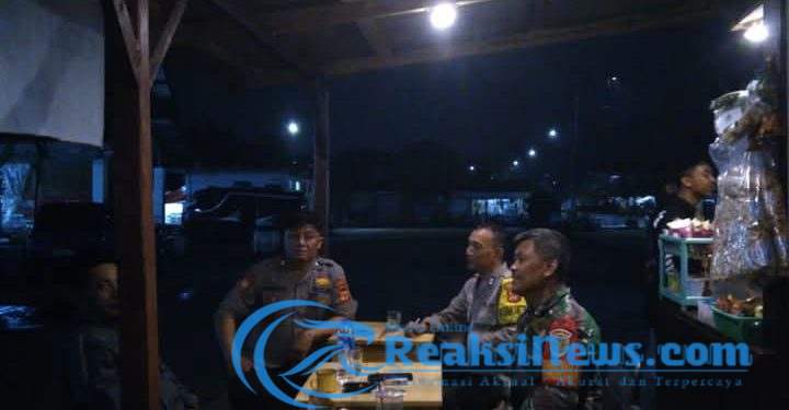 Efektifkan KRYD, Polsek Baros Laksanakan Patroli Ciptakan Situasi Kondusif