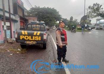 Pelayanan Prima Rutin Gatur Pagi Anggota Polsek Lembursitu