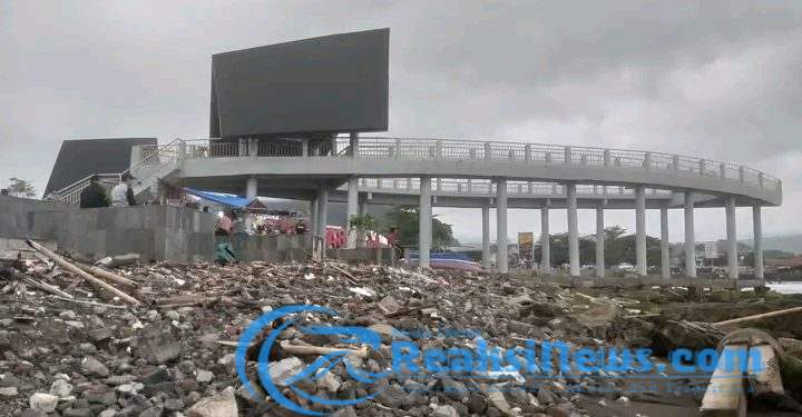 Viral Patung Penyu Kardus, LSM-RIB Sukabumi Akan Laporkan Dugaan Markup Proyek Alun-Alun Gadobangkong Ke Kejaksaan Agung