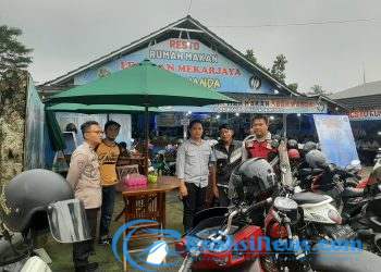 Anggota Polsek Lembursitu Patroli Cipkon Jelang Buka Puasa