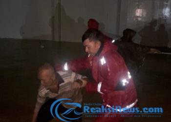 Polres Sukabumi Evakuasi Korban Banjir di Palabuhanratu