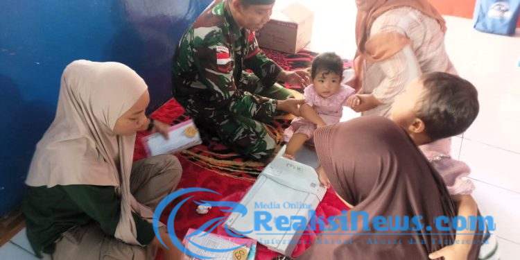 Sentuhan Kepedulian di Perbatasan, Satgas Pamtas Yonarmed 11 Kostrad Gelar Pelayanan Kesehatan Gratis